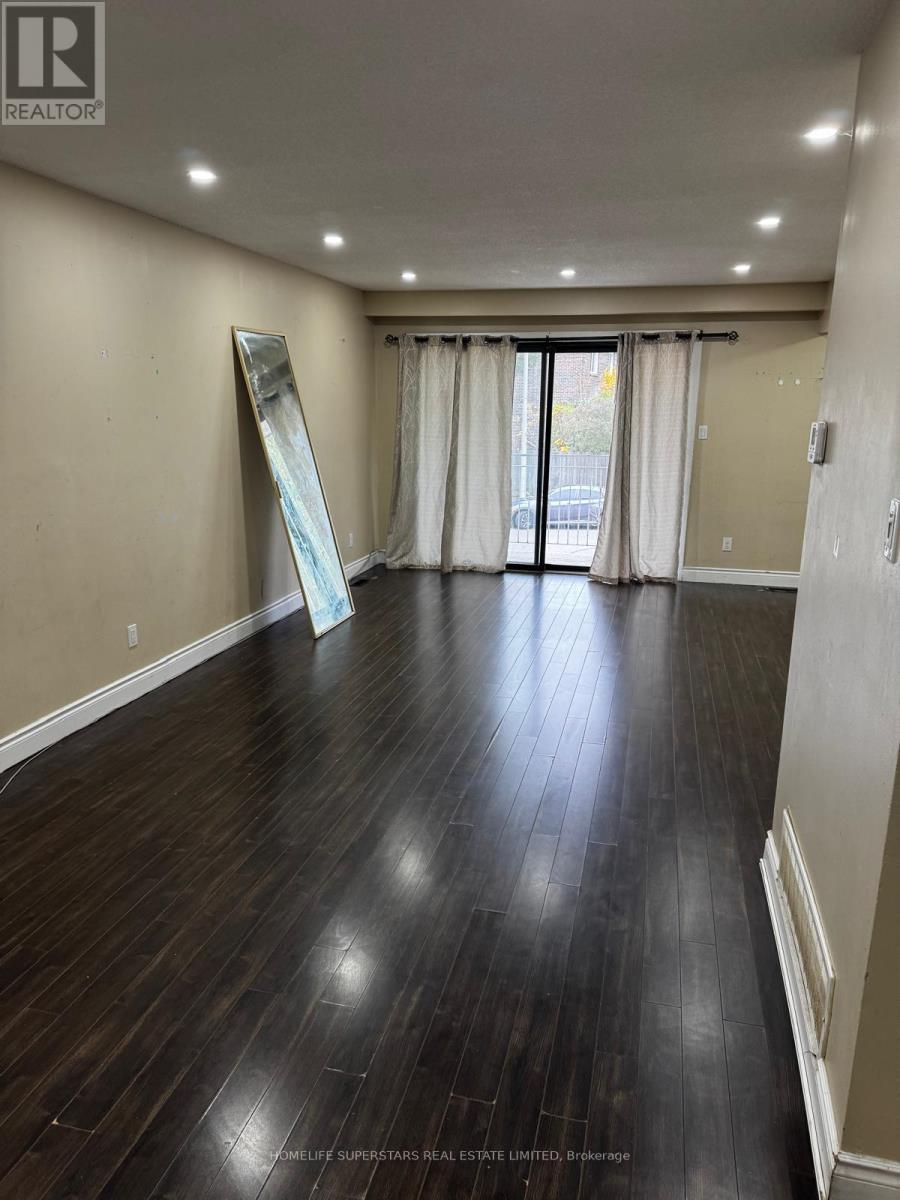 379 Archdekin Drive W, Brampton, Ontario  L6V 3E9 - Photo 20 - W12482834