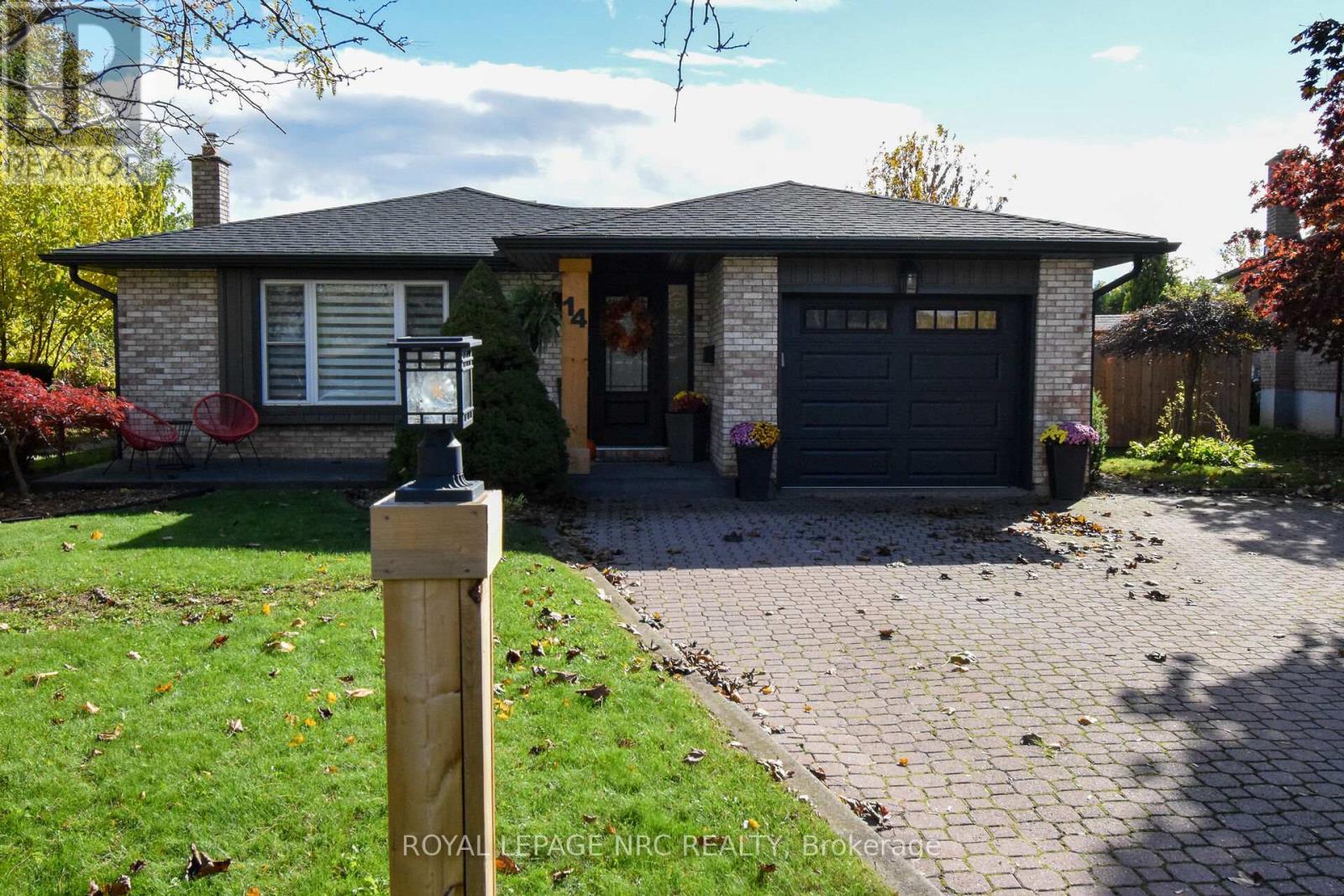 14 EASTFIELD COURT, St. Catharines, Ontario