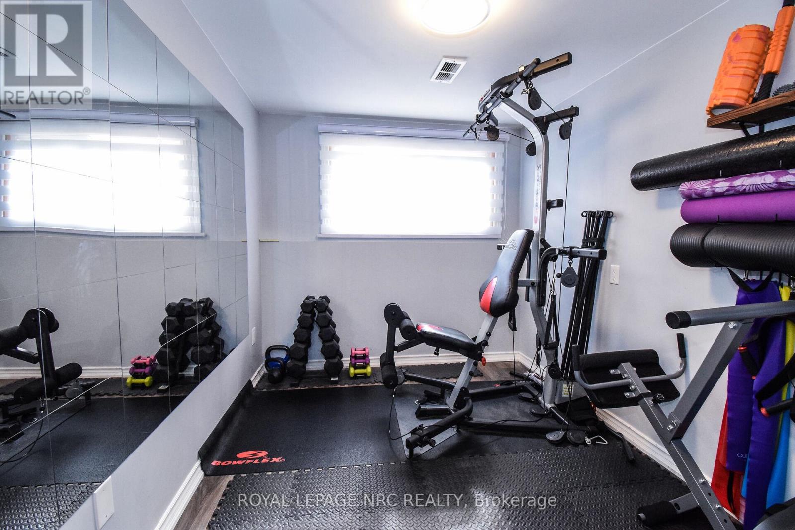 14 Eastfield Court, St. Catharines (Vine/linwell), Ontario  L2M 6V1 - Photo 35 - X12482837