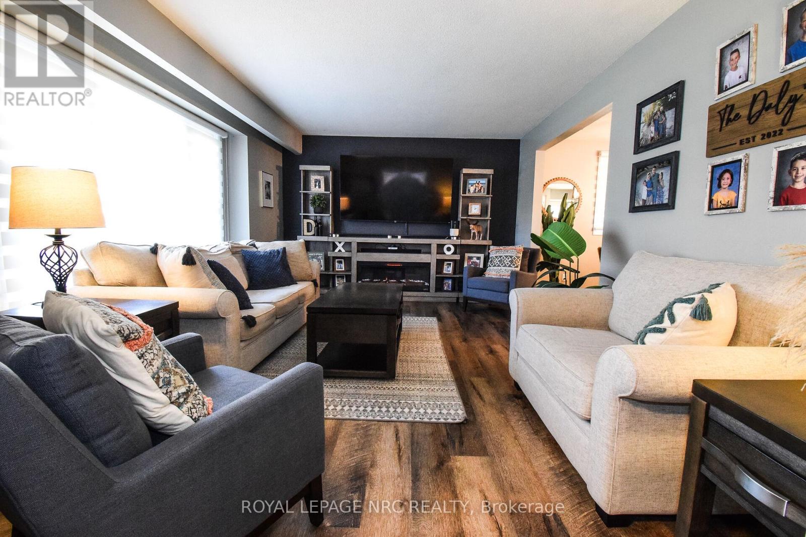 14 Eastfield Court, St. Catharines (Vine/linwell), Ontario  L2M 6V1 - Photo 7 - X12482837