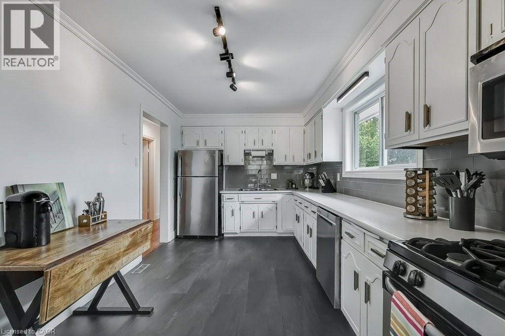 120 Devonglen Drive, Kitchener, Ontario  N2E 2J2 - Photo 9 - 40766549