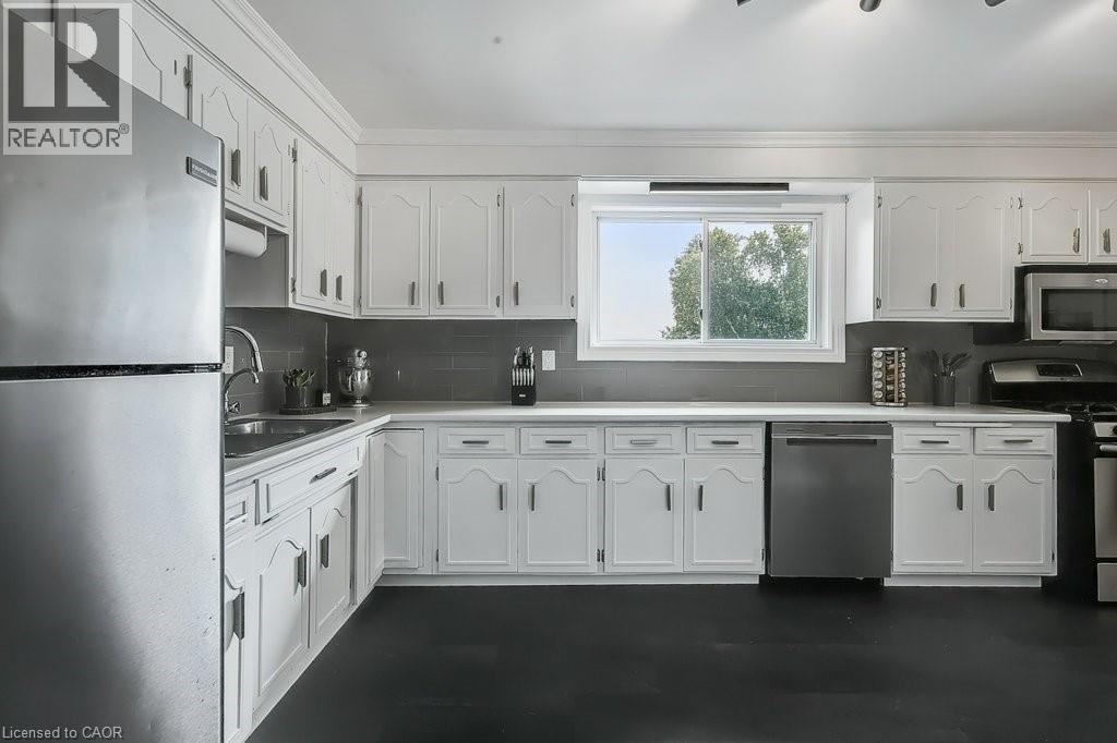 120 Devonglen Drive, Kitchener, Ontario  N2E 2J2 - Photo 11 - 40766549