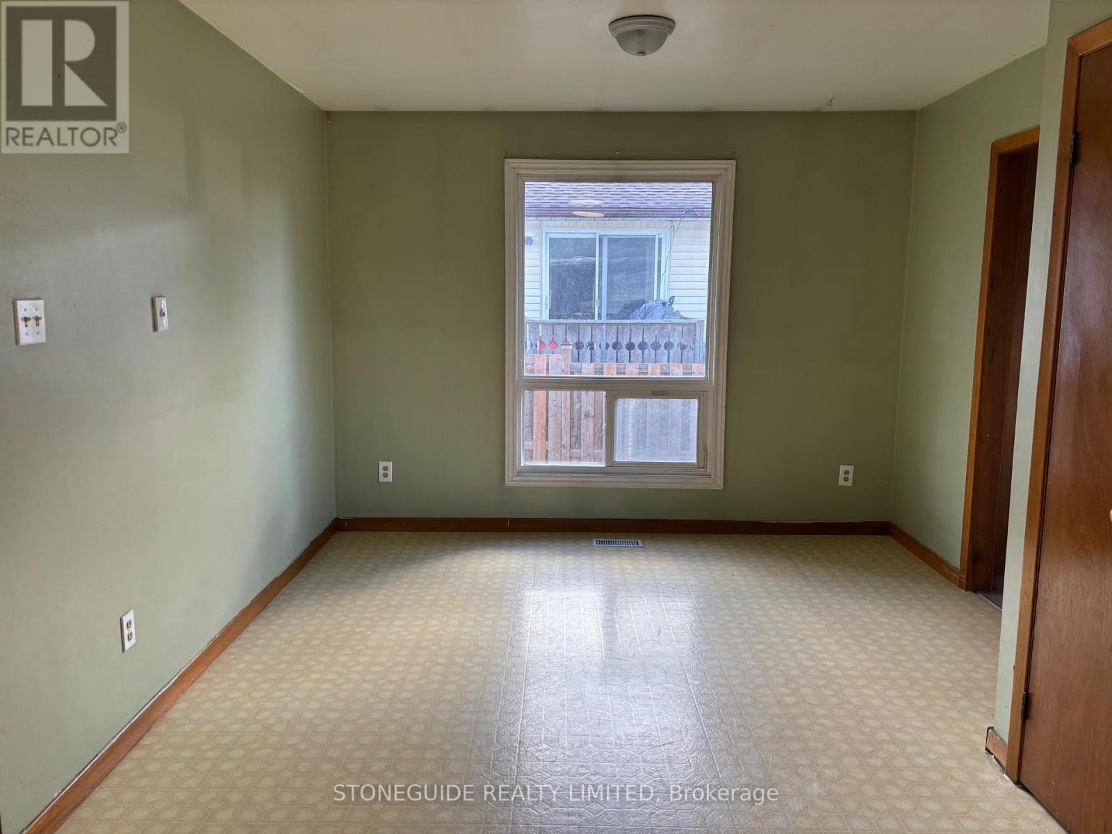 2180 Easthill Drive, Peterborough, Ontario  K9L 1X3 - Photo 10 - X12465736