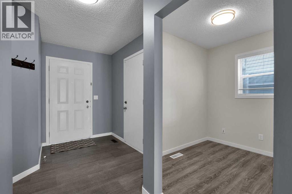 203 Cranberry Green Se, Calgary, Alberta  T3M 1L3 - Photo 6 - A2258916