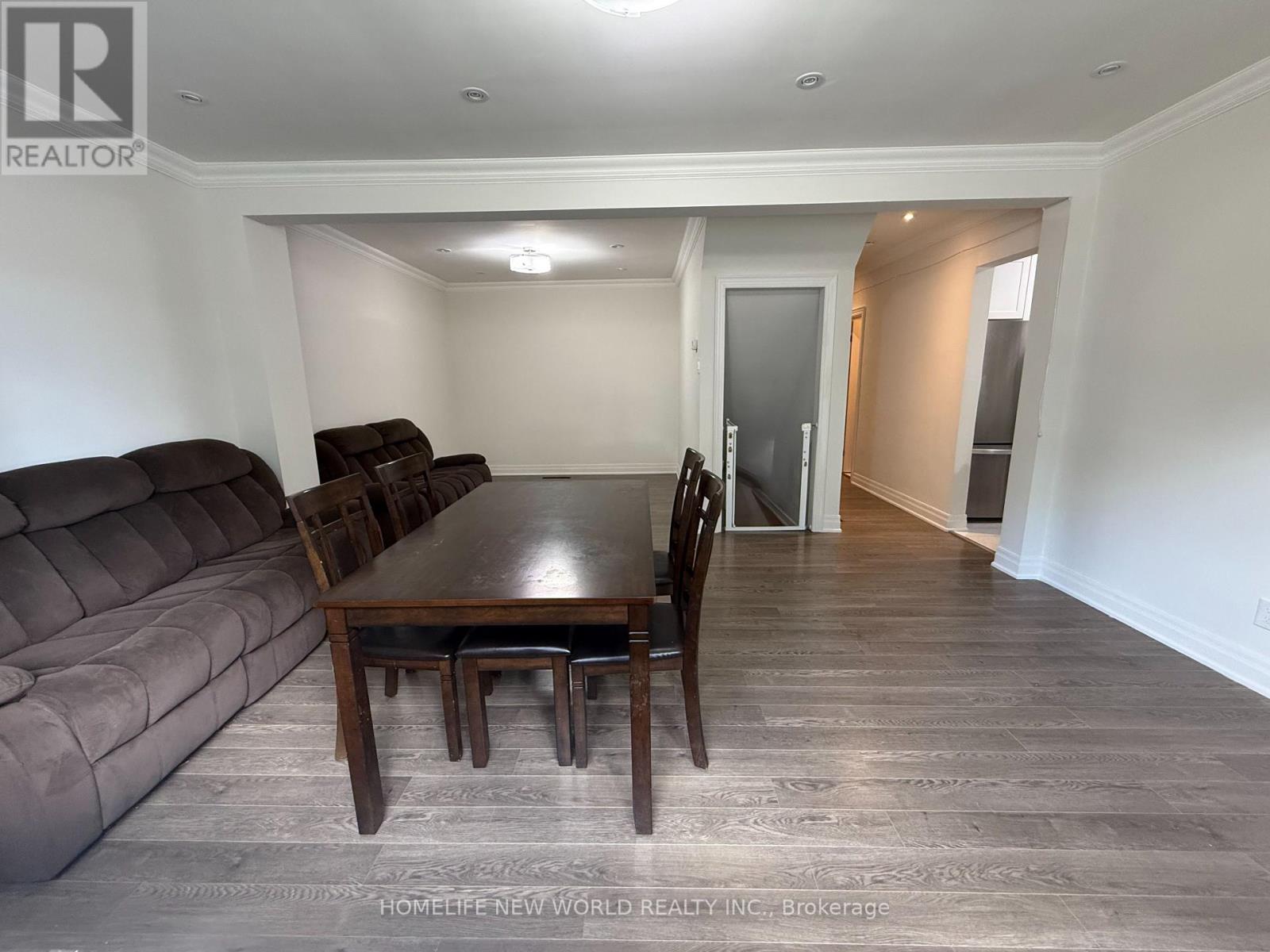 111 Vauxhall Drive, Toronto, Ontario  M1P 1R5 - Photo 5 - E12482845