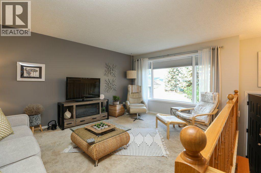 43 Sherwood Boulevard W, Lethbridge, Alberta  T1K 6G4 - Photo 12 - A2265861