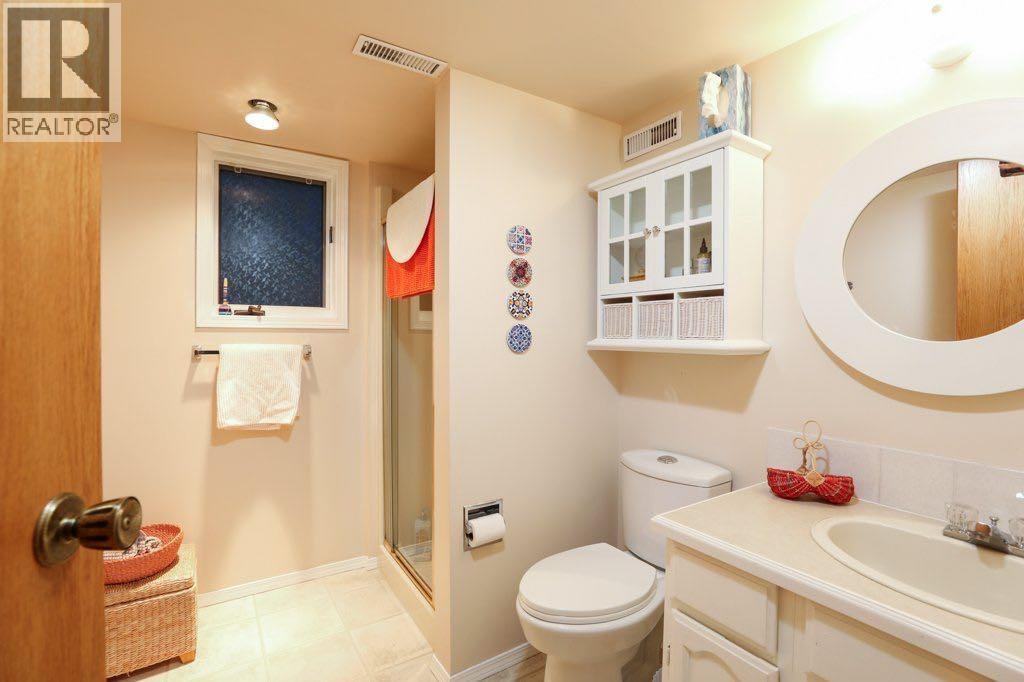 43 Sherwood Boulevard W, Lethbridge, Alberta  T1K 6G4 - Photo 33 - A2265861