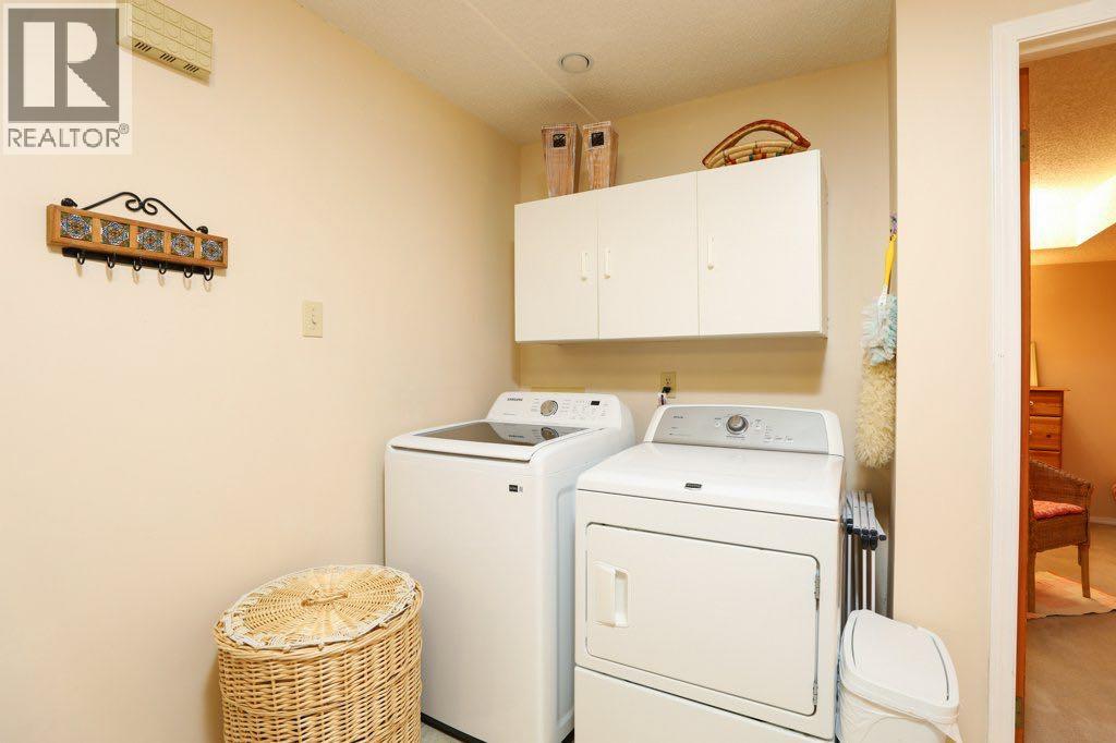 43 Sherwood Boulevard W, Lethbridge, Alberta  T1K 6G4 - Photo 32 - A2265861