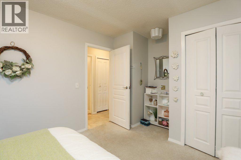 43 Sherwood Boulevard W, Lethbridge, Alberta  T1K 6G4 - Photo 16 - A2265861