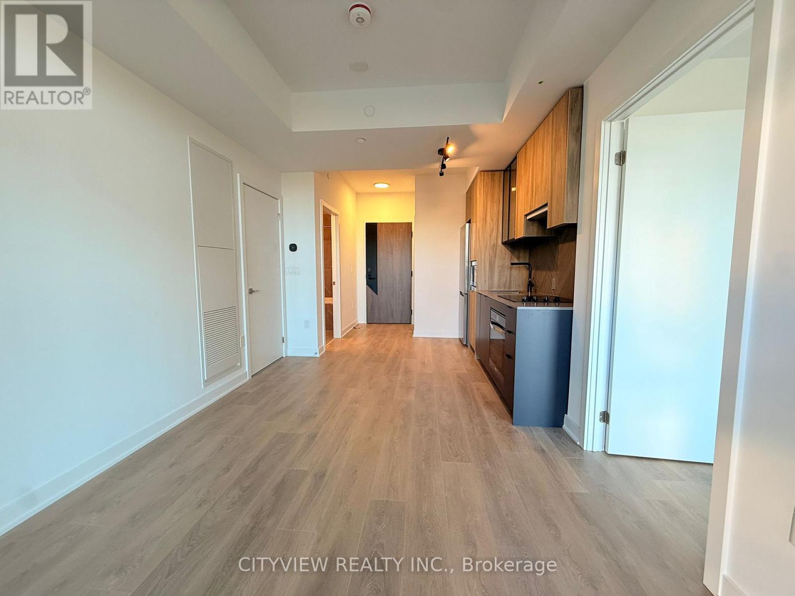 416 - 1037 The Queensway, Toronto, Ontario  M8Z 6C7 - Photo 7 - W12482844