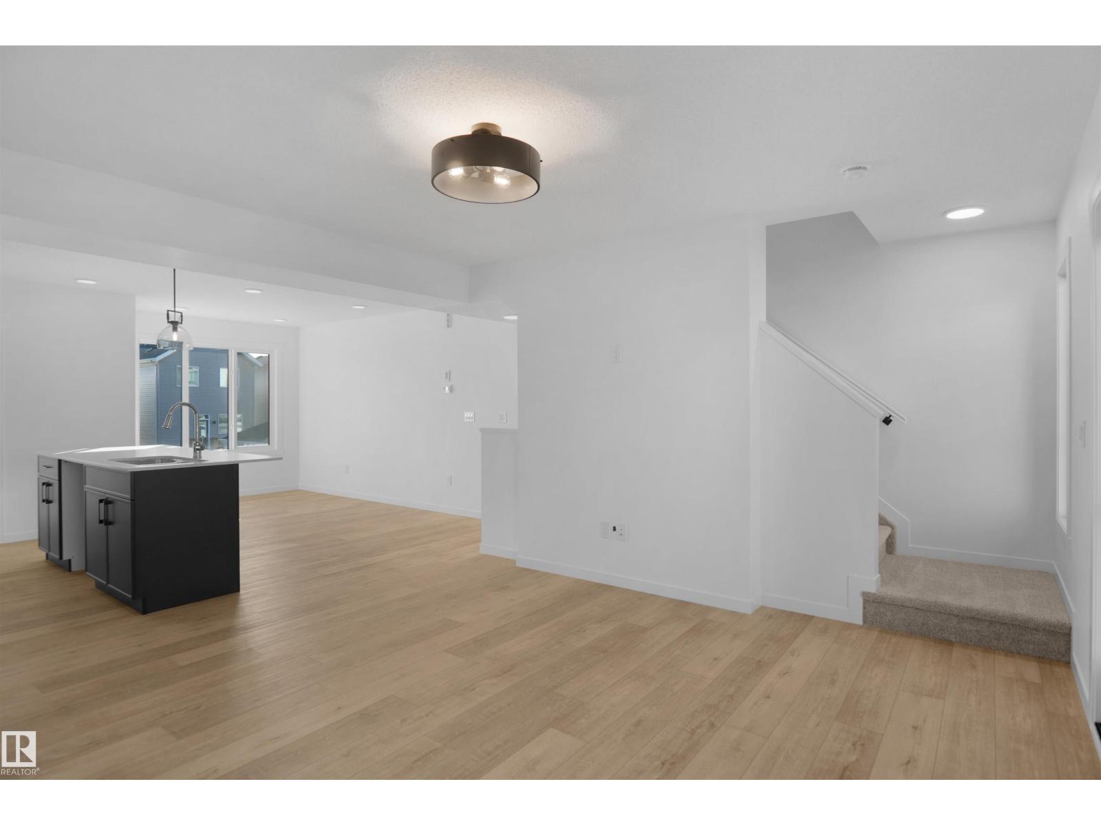 4165 Kinglet Dr Nw, Edmonton, Alberta  T5S 0N8 - Photo 10 - E4463361