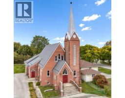 21 LANSDOWN Avenue, delhi, Ontario