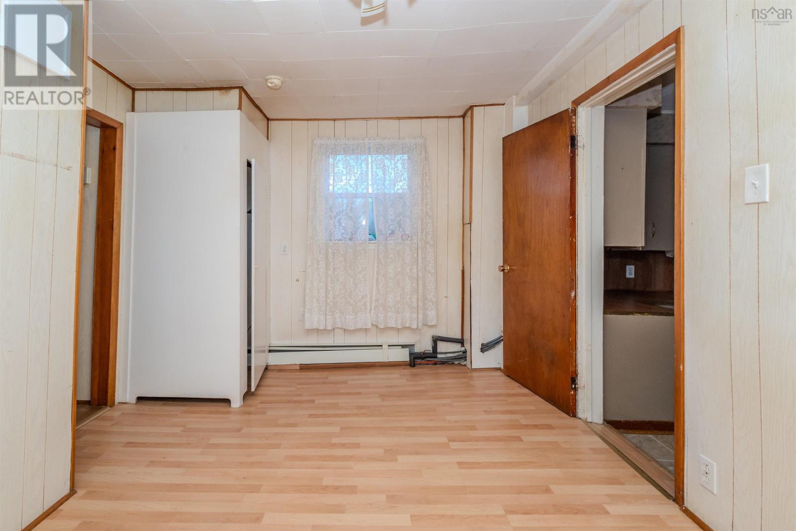 32 Arthur Street, Glace Bay, Nova Scotia  B1A 3Y4 - Photo 15 - 202525939