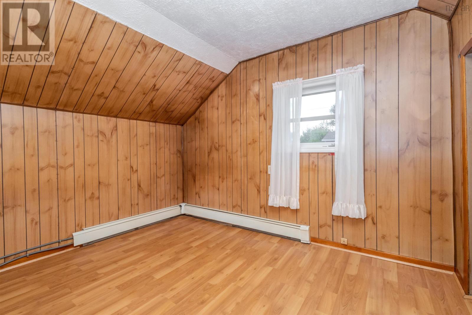 32 Arthur Street, Glace Bay, Nova Scotia  B1A 3Y4 - Photo 21 - 202525939