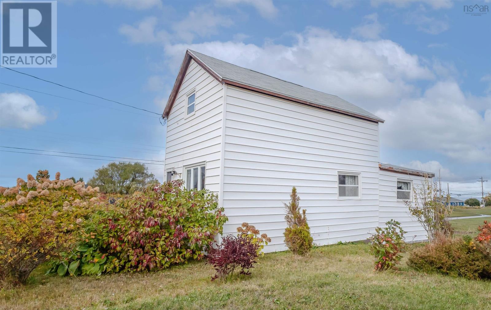 32 Arthur Street, Glace Bay, Nova Scotia  B1A 3Y4 - Photo 4 - 202525939