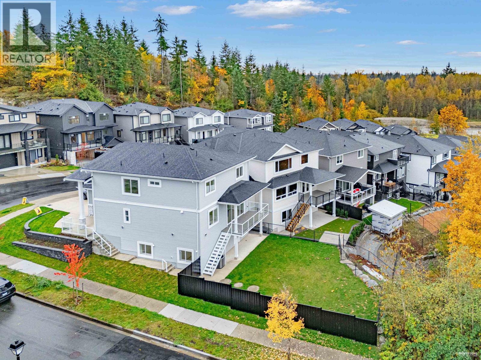 13593 Birdtail Drive, Maple Ridge, British Columbia  V4R 0J2 - Photo 3 - R3049351
