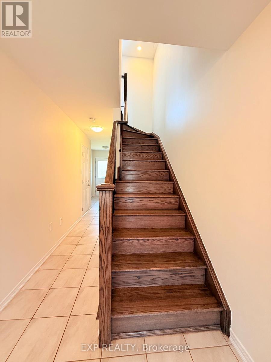77 Holder Drive, Brant, Ontario  N3T 0W3 - Photo 4 - X12469096