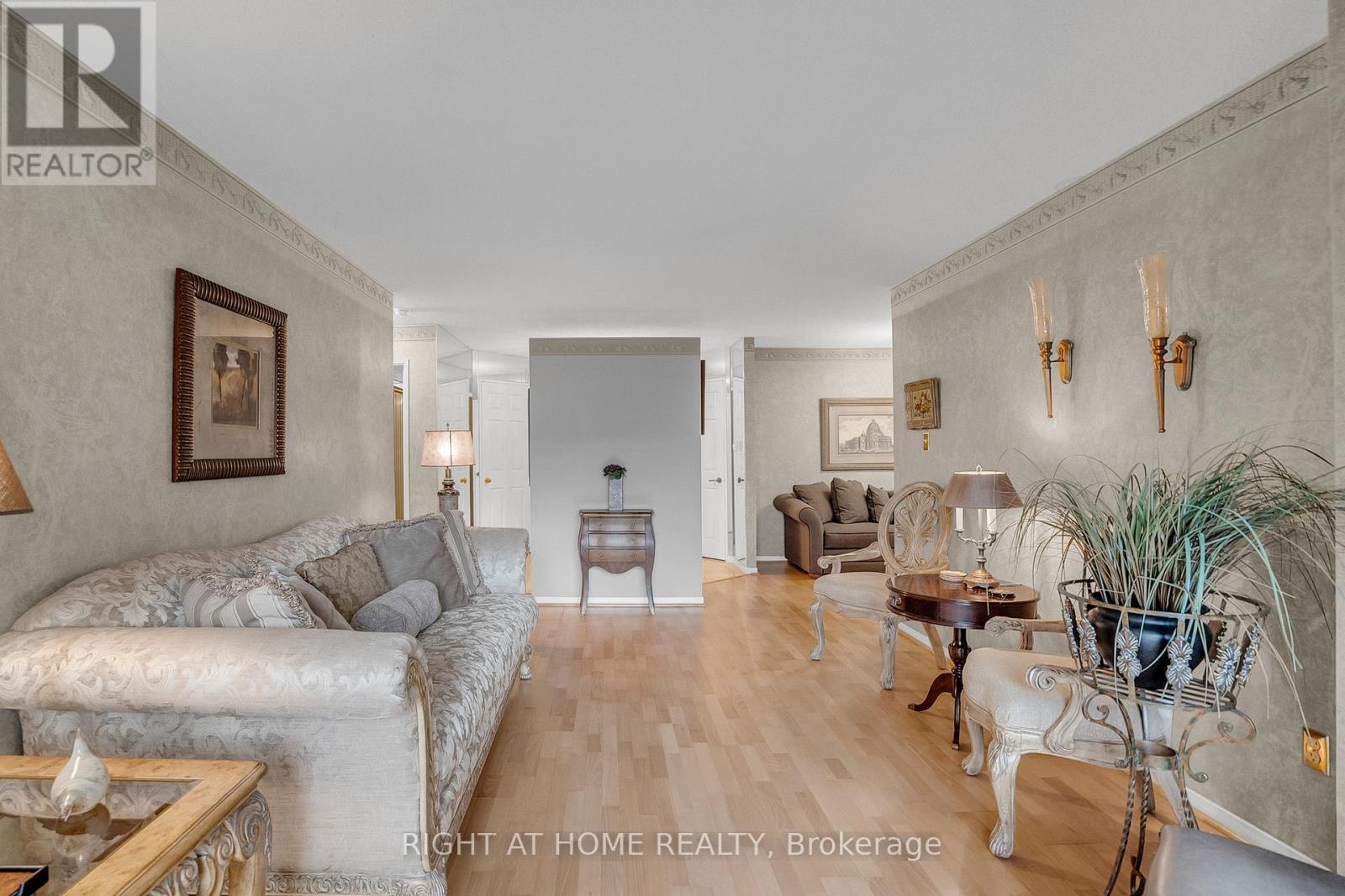 604 - 195 St Patrick Street, Toronto, Ontario  M5T 2Y8 - Photo 10 - C12482852