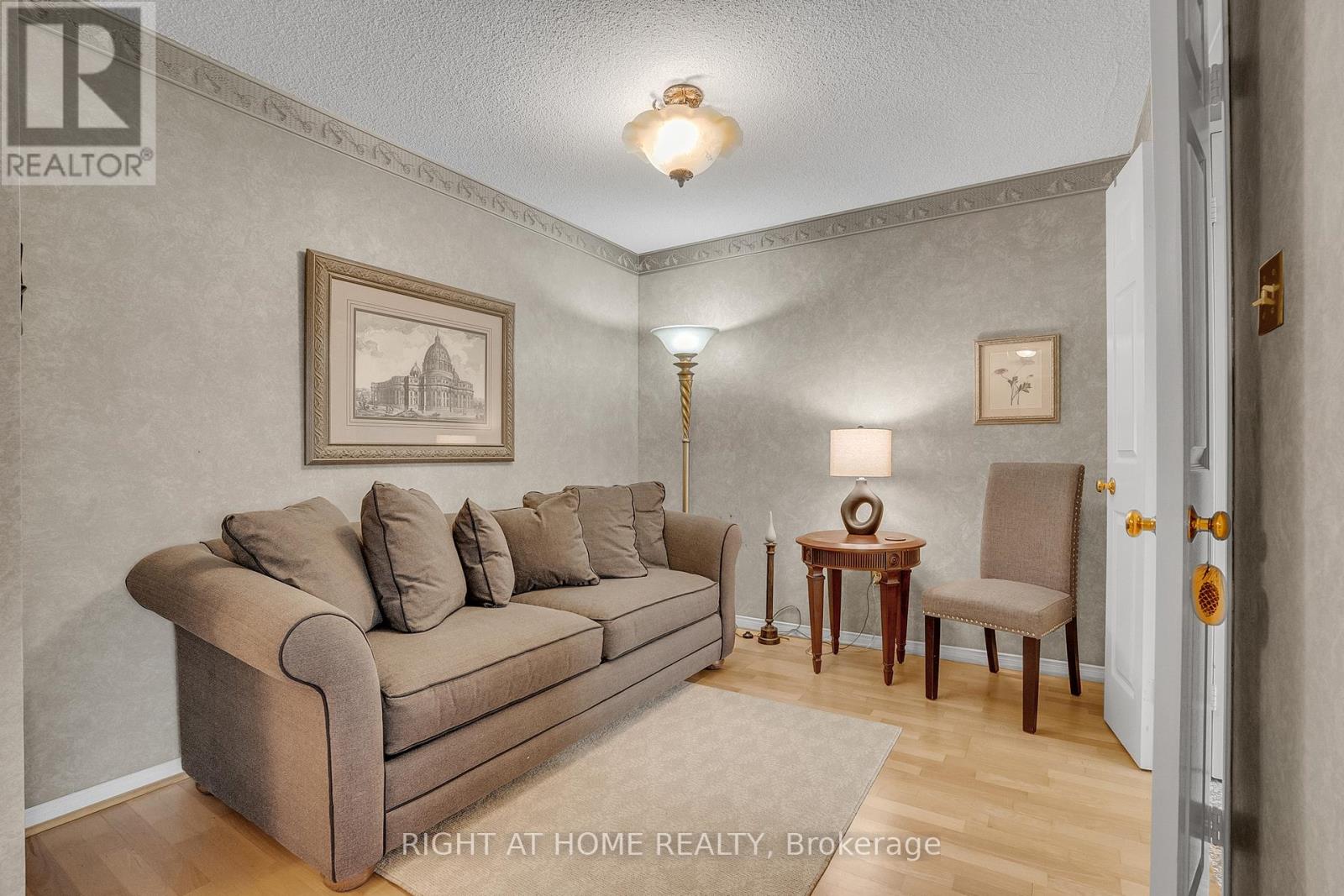 604 - 195 St Patrick Street, Toronto, Ontario  M5T 2Y8 - Photo 11 - C12482852