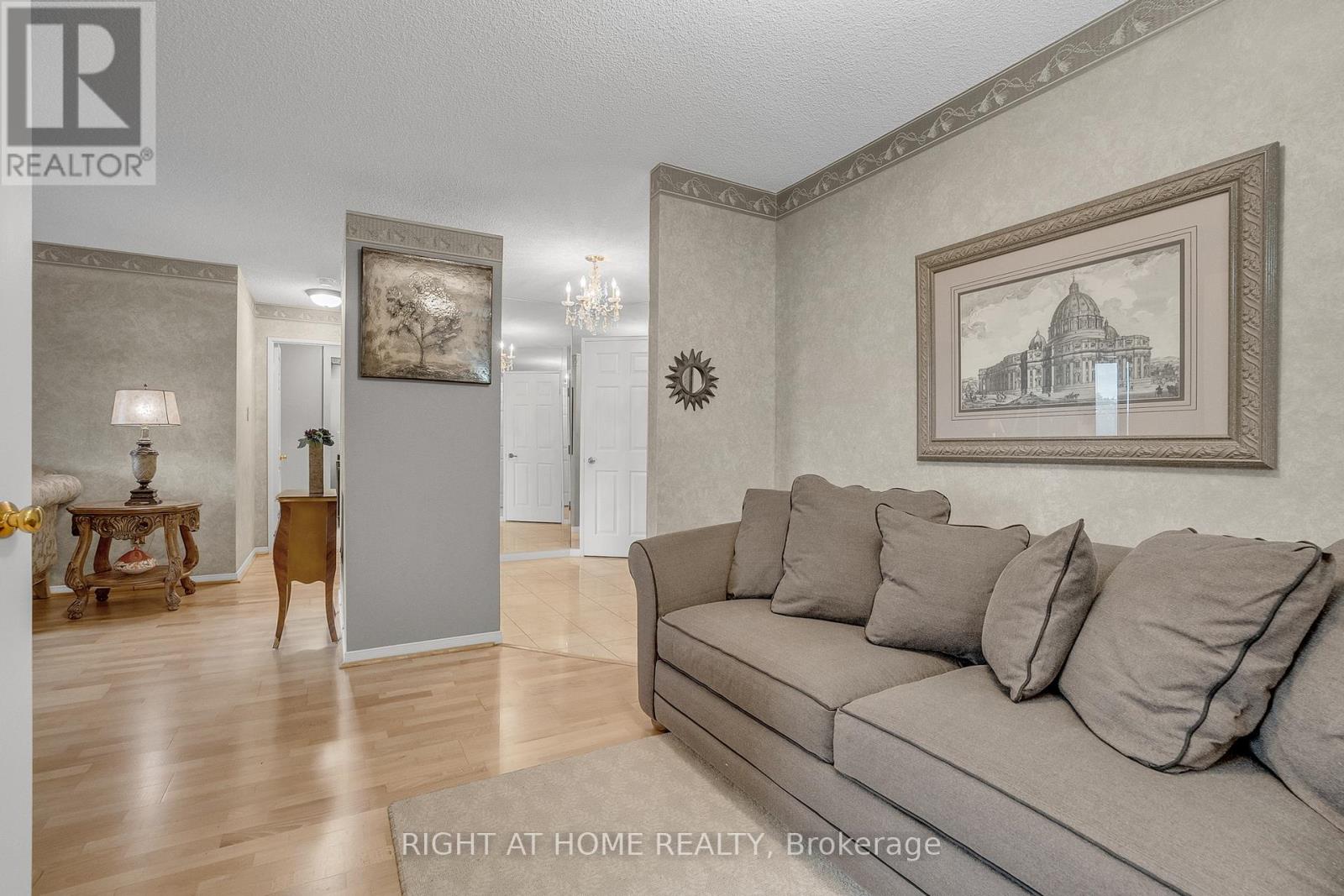 604 - 195 St Patrick Street, Toronto, Ontario  M5T 2Y8 - Photo 13 - C12482852