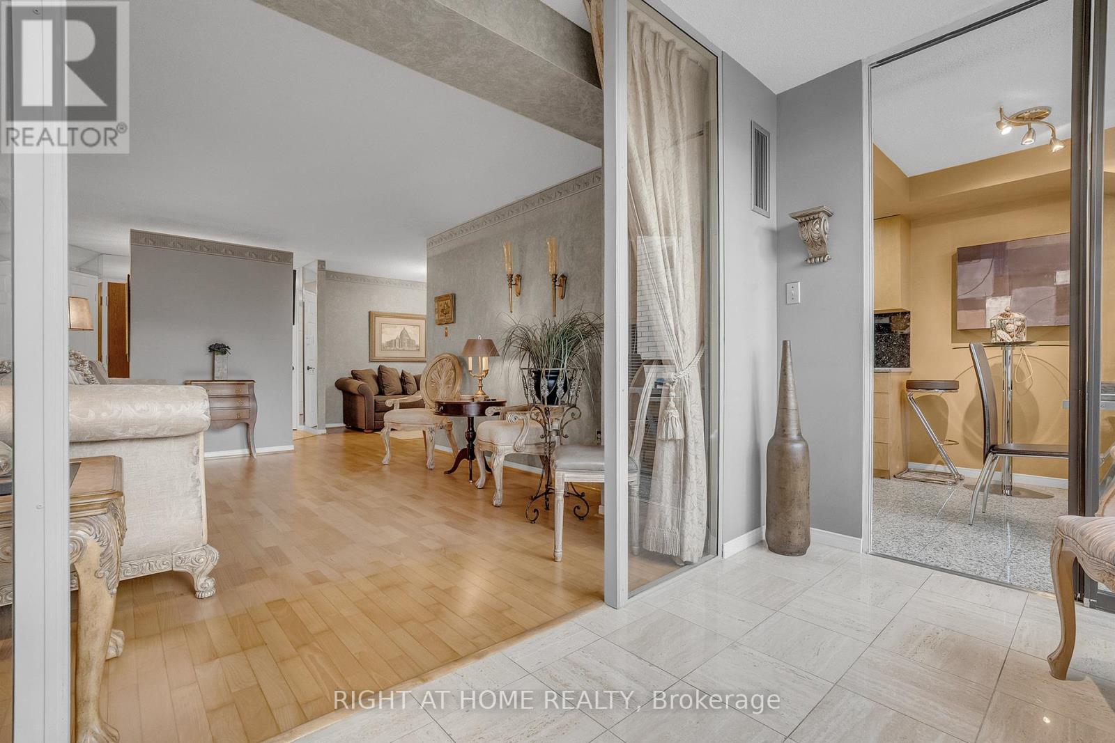 604 - 195 St Patrick Street, Toronto, Ontario  M5T 2Y8 - Photo 16 - C12482852