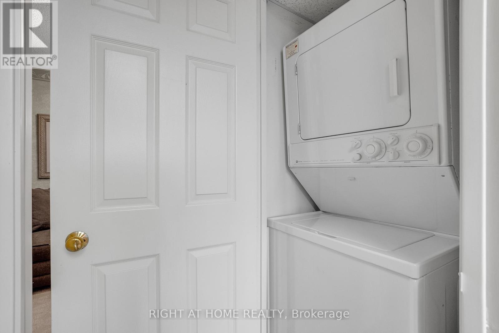604 - 195 St Patrick Street, Toronto, Ontario  M5T 2Y8 - Photo 21 - C12482852