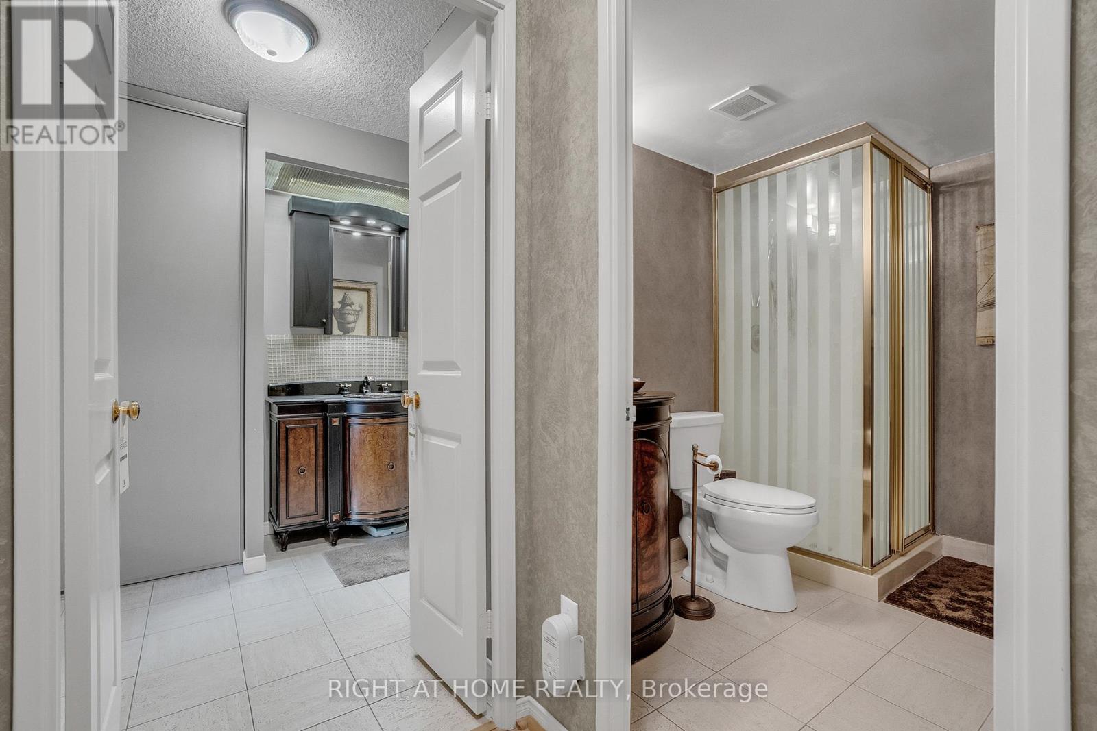 604 - 195 St Patrick Street, Toronto, Ontario  M5T 2Y8 - Photo 22 - C12482852