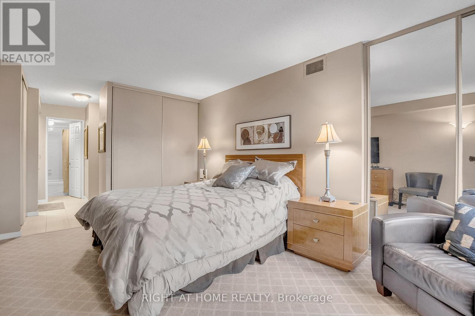 604 - 195 St Patrick Street, Toronto, Ontario  M5T 2Y8 - Photo 26 - C12482852