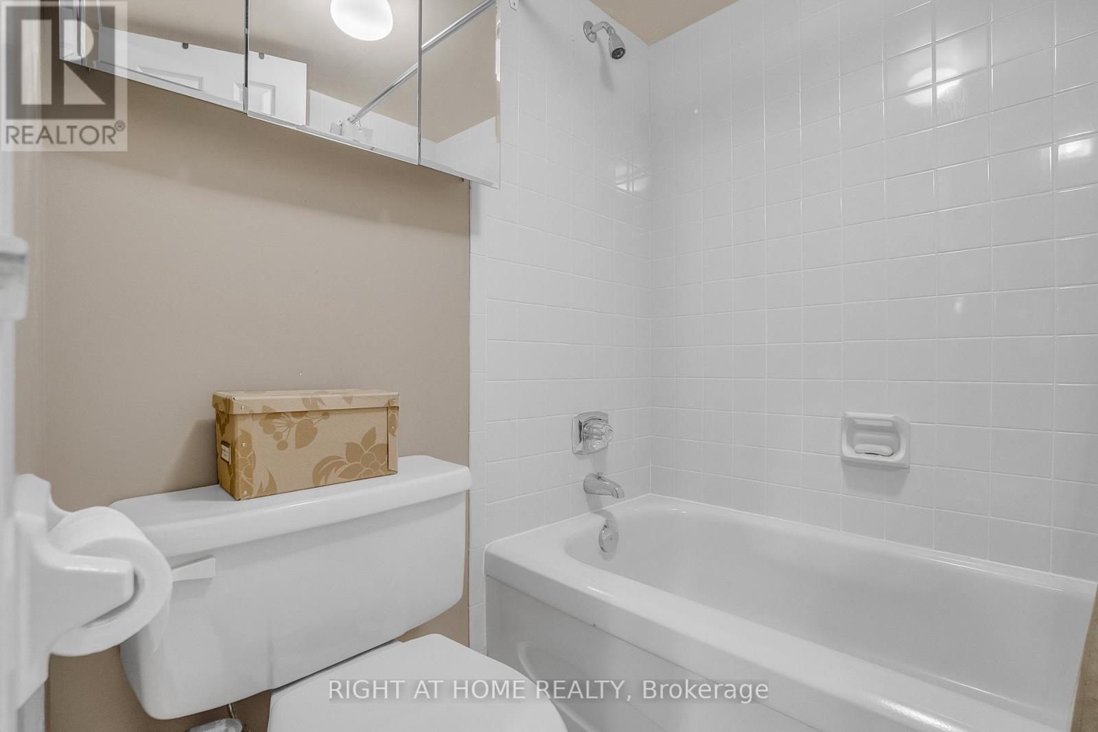 604 - 195 St Patrick Street, Toronto, Ontario  M5T 2Y8 - Photo 30 - C12482852