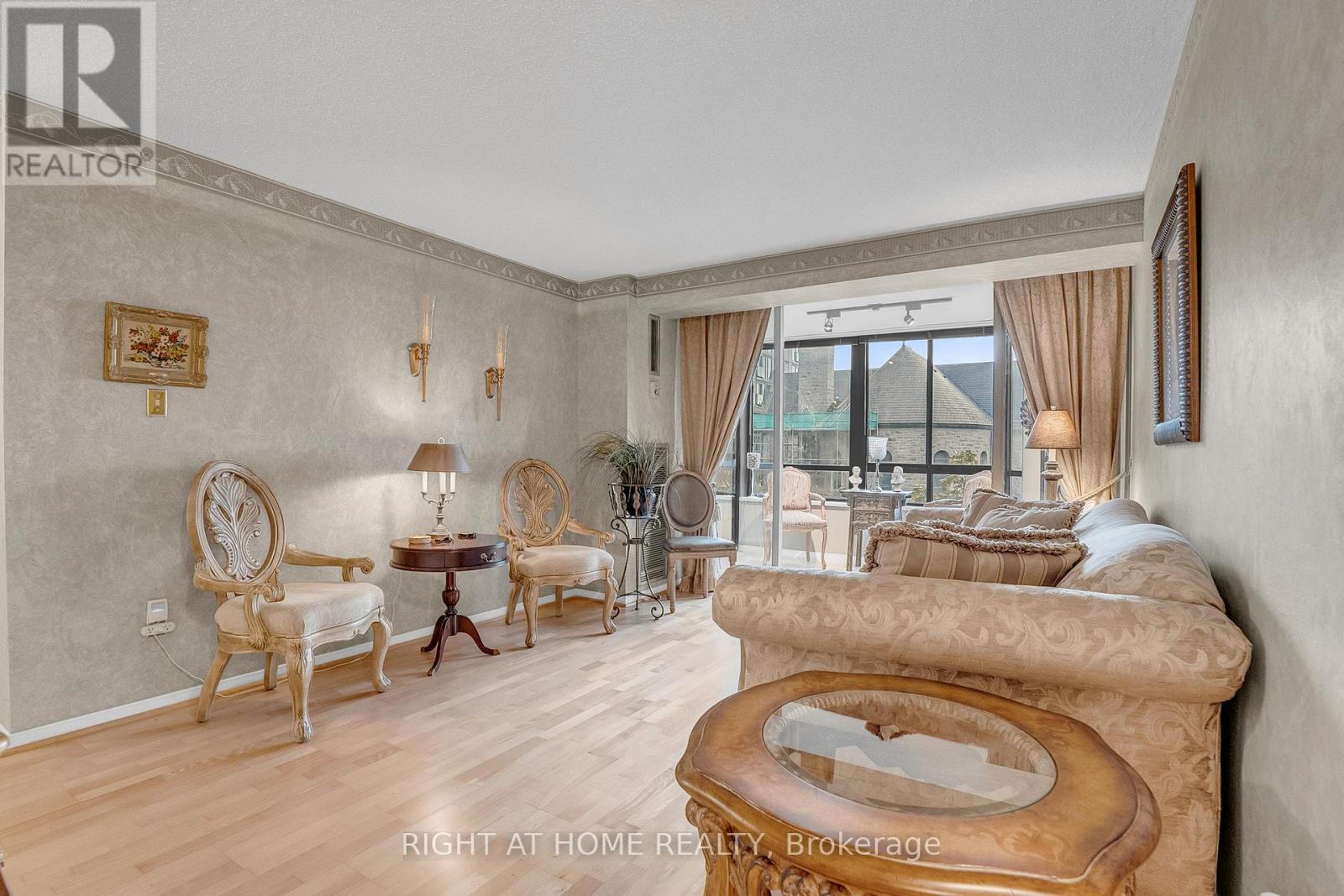 604 - 195 St Patrick Street, Toronto, Ontario  M5T 2Y8 - Photo 9 - C12482852