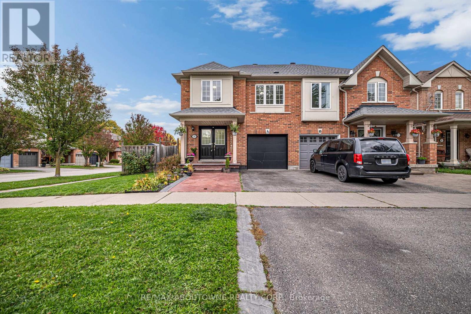 303 PORTE ROAD, Ajax, Ontario