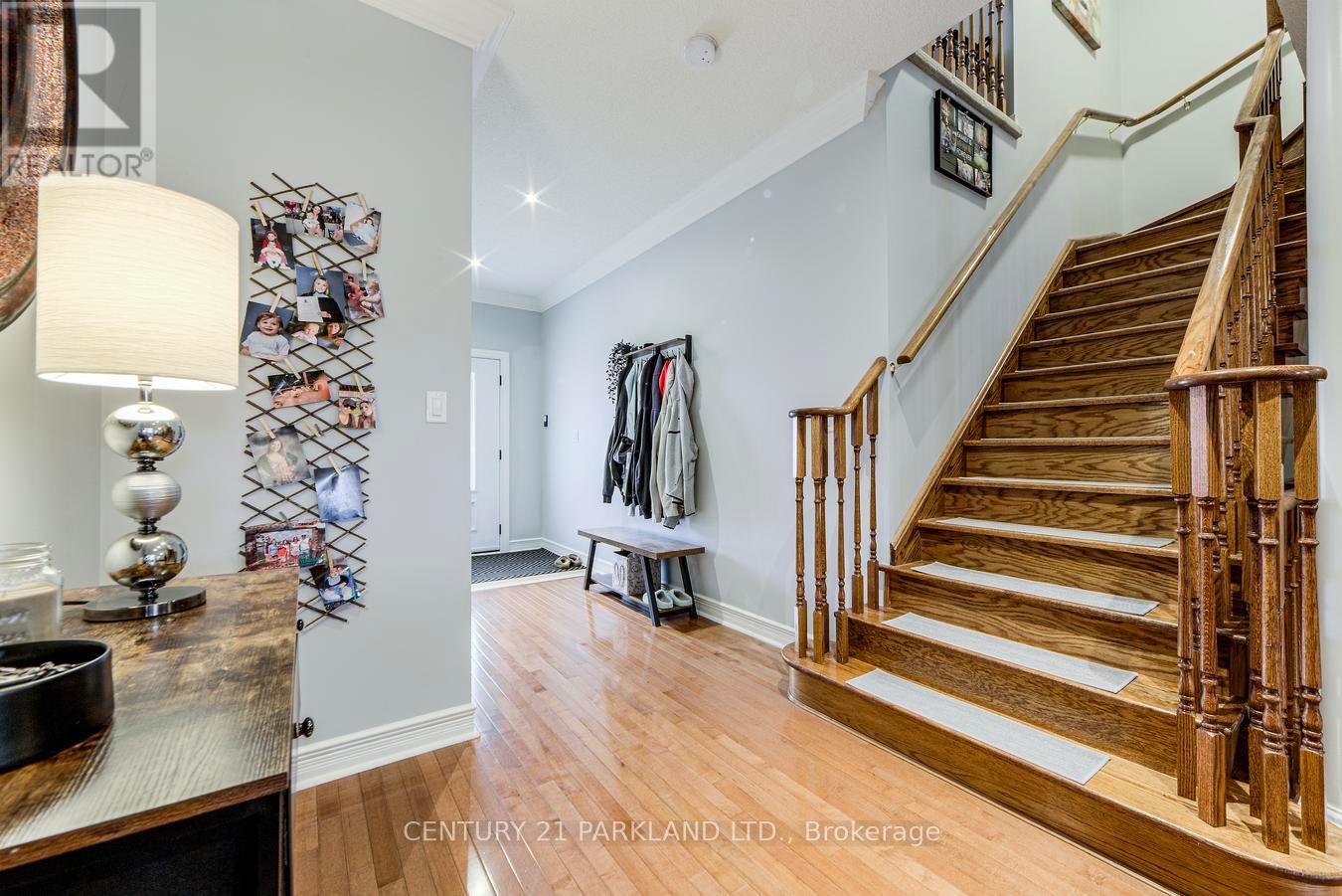 81 D'amato Crescent, Vaughan, Ontario  L6A 3E6 - Photo 11 - N12482855