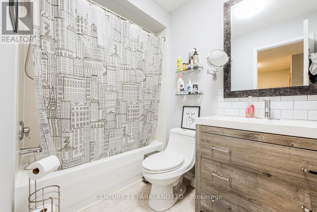 81 D'amato Crescent, Vaughan, Ontario  L6A 3E6 - Photo 26 - N12482855