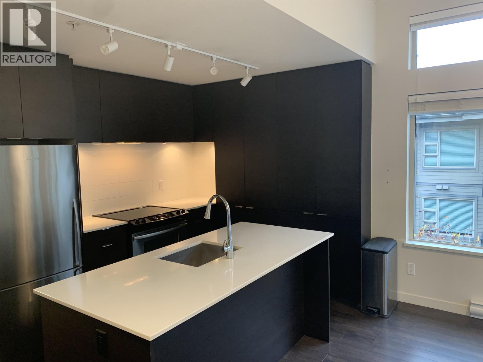 410 1673 Lloyd Avenue, North Vancouver, British Columbia  V7P 0A9 - Photo 23 - R3061545