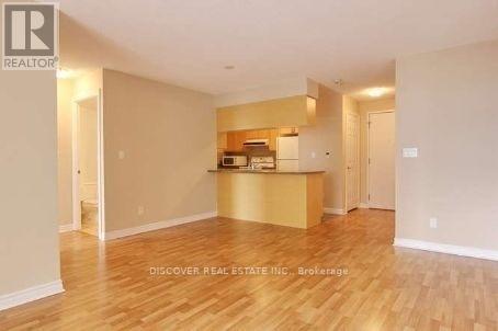 1631 - 3888 Duke Of York Boulevard, Mississauga, Ontario  L5B 4P5 - Photo 7 - W12482862