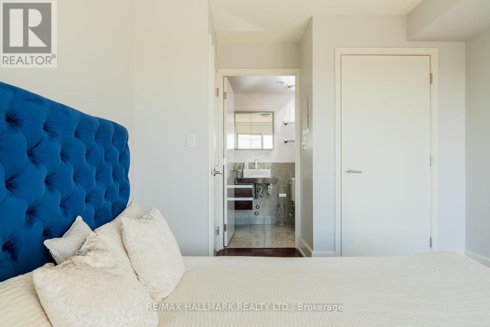 507 - 676 Sheppard Avenue E, Toronto, Ontario  M2K 3E7 - Photo 11 - C12410895