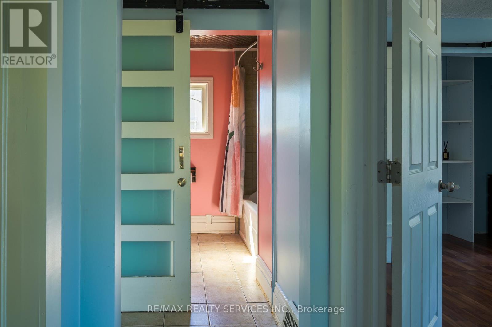 73 Brock Street, Woodstock, Ontario  N4S 3B7 - Photo 23 - X12482859