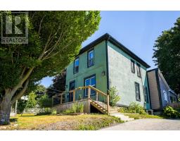 73 BROCK STREET, Woodstock, Ontario