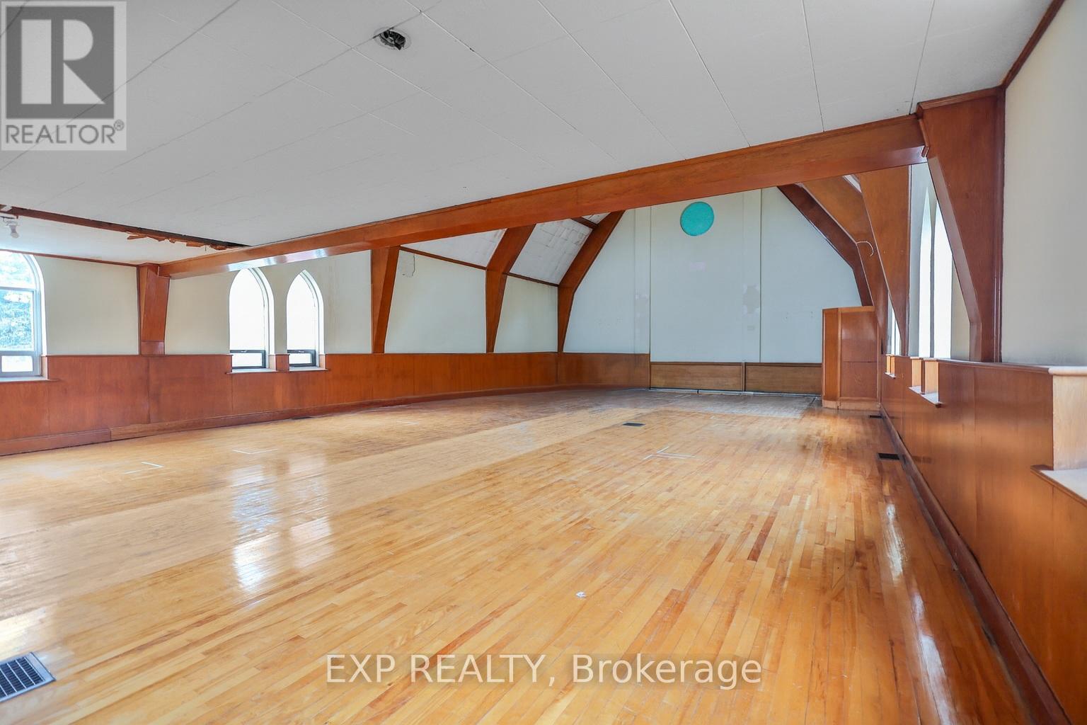 21 Landsdowne Avenue, Norfolk, Ontario  N4B 2P4 - Photo 6 - X12482861