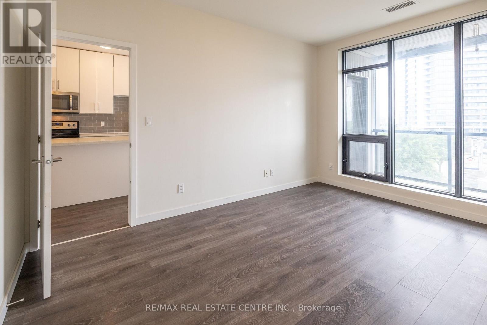 412 - 690 King Street W, Kitchener, Ontario  N2G 0B9 - Photo 15 - X12482863