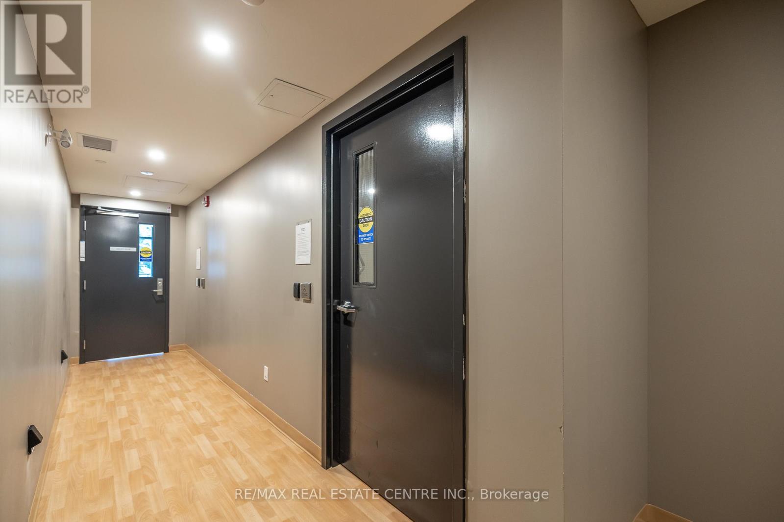 412 - 690 King Street W, Kitchener, Ontario  N2G 0B9 - Photo 49 - X12482863