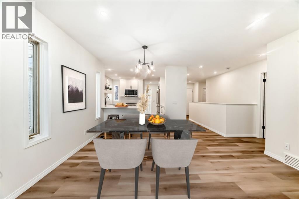 126 Hawkstone Manor Nw, Calgary, Alberta  T3G 3X2 - Photo 9 - A2264664