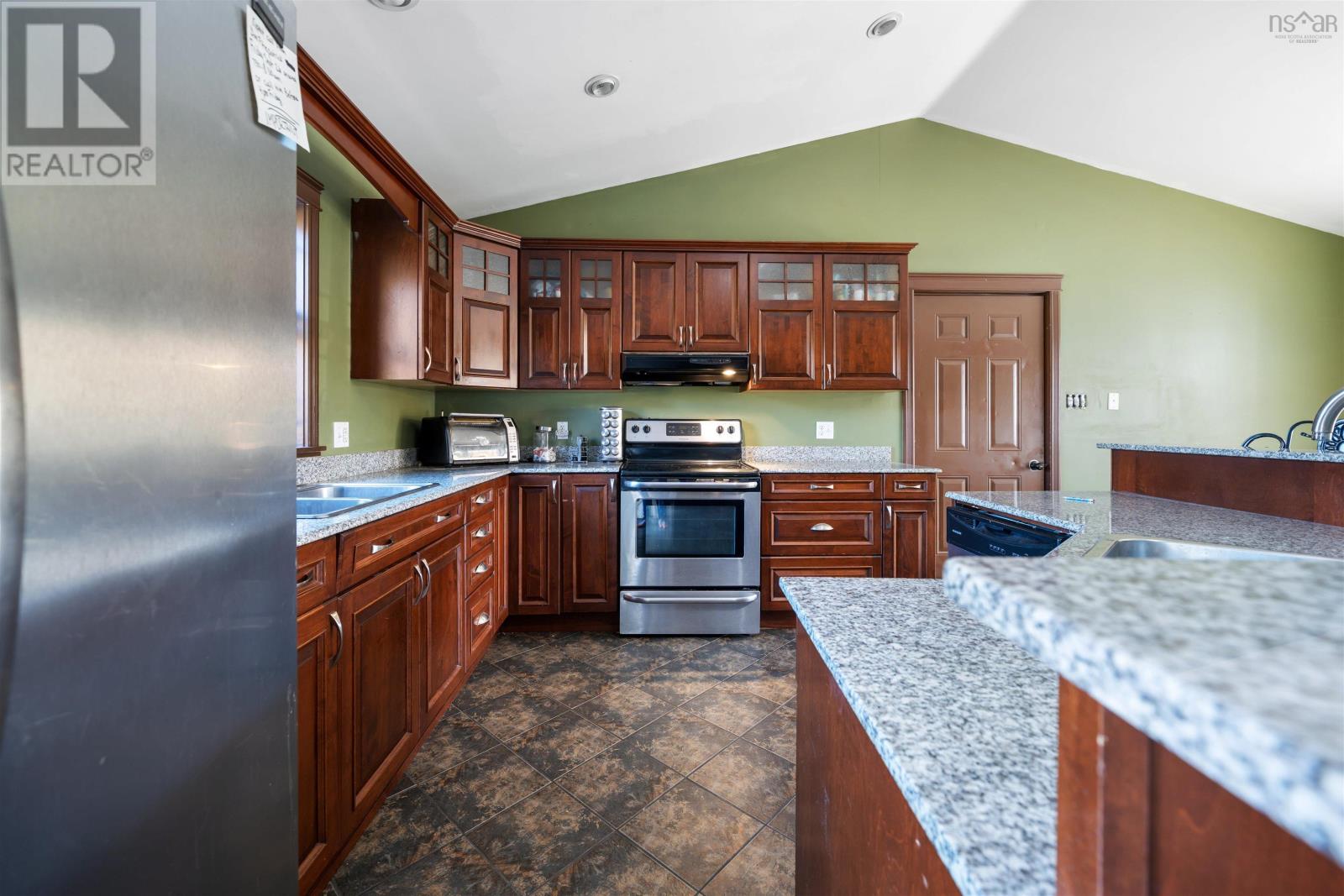 87 New Row, Thorburn, Nova Scotia  B0K 1W0 - Photo 5 - 202526621