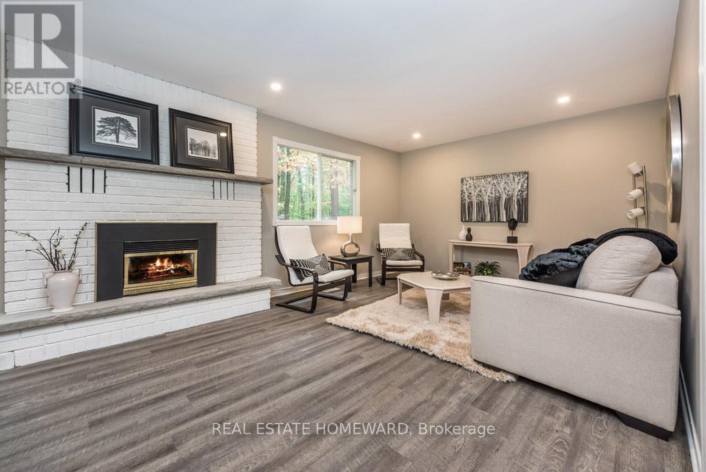 Back - 177 Browning Trail, Barrie, Ontario  L4N 5E7 - Photo 4 - S12482868