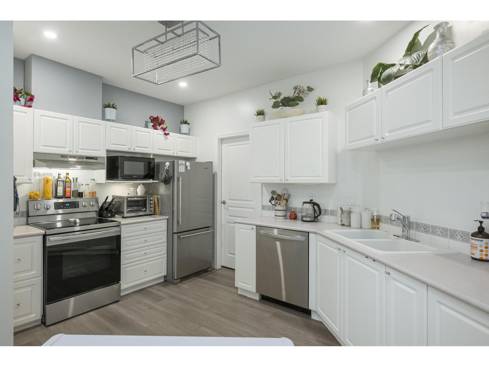 208 10320 156 Street, Surrey, British Columbia  V3R 4L8 - Photo 12 - R3056156