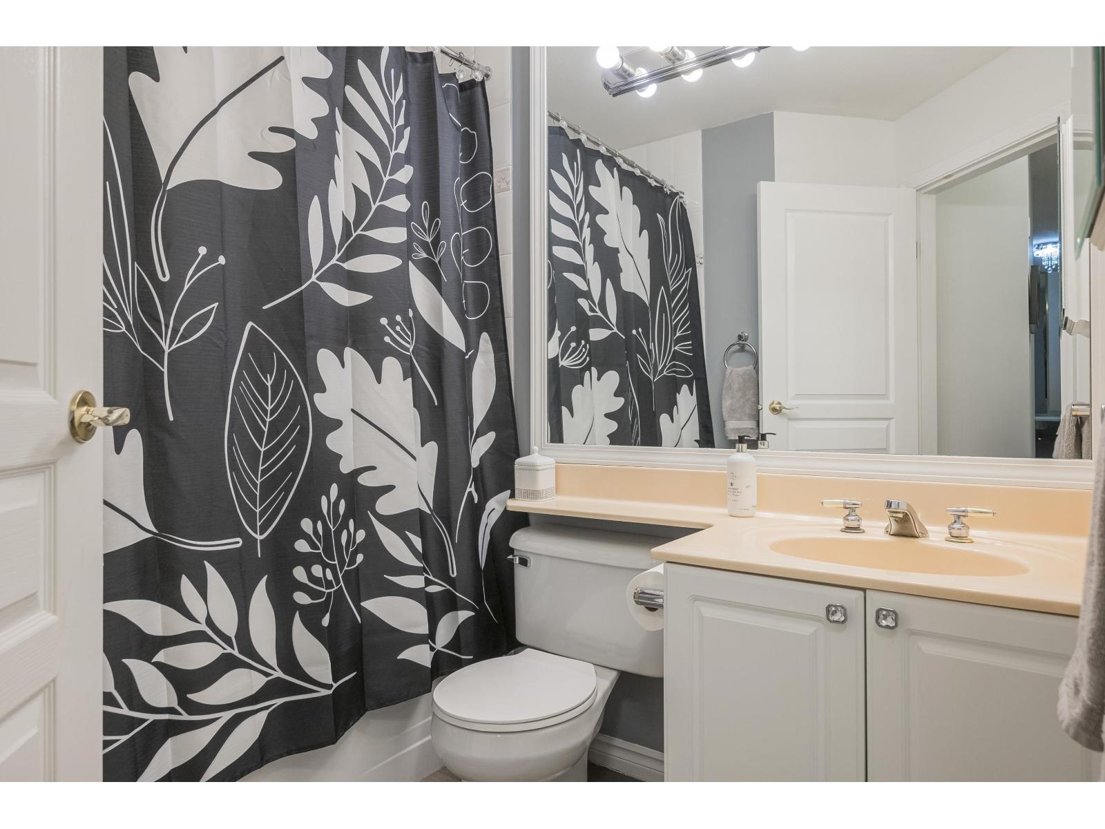 208 10320 156 Street, Surrey, British Columbia  V3R 4L8 - Photo 19 - R3056156