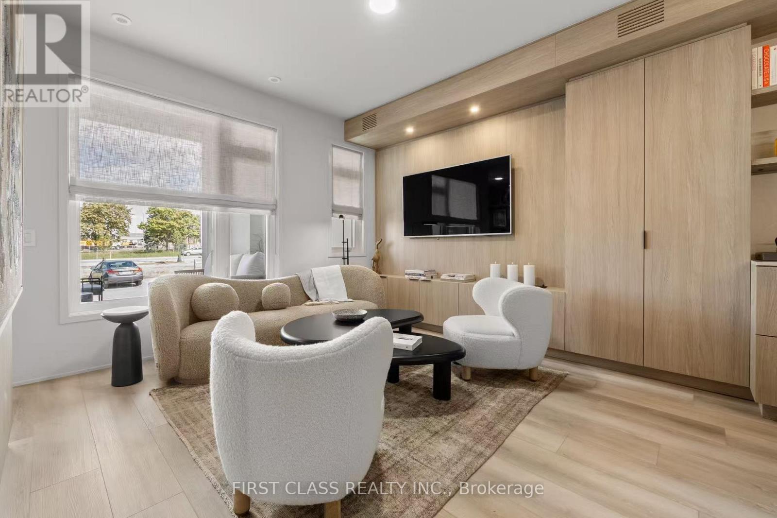 1 - 26 Barolo Place, Vaughan, Ontario  L6A 4Y3 - Photo 3 - N12482872