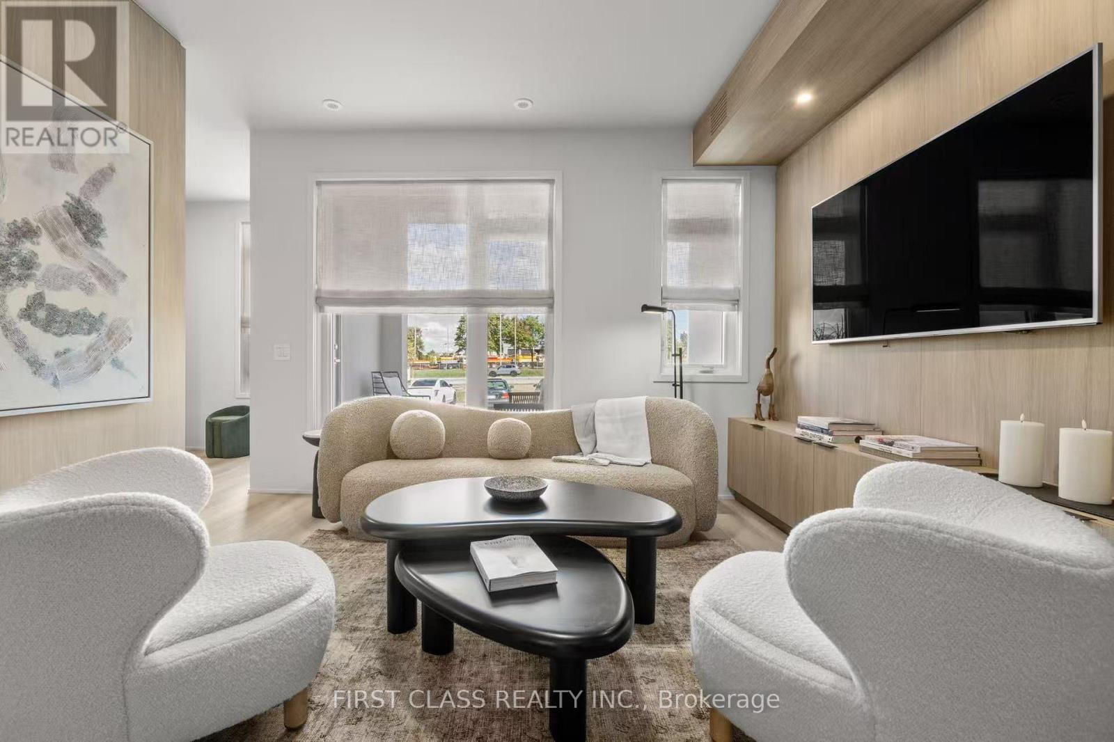 1 - 26 Barolo Place, Vaughan, Ontario  L6A 4Y3 - Photo 4 - N12482872