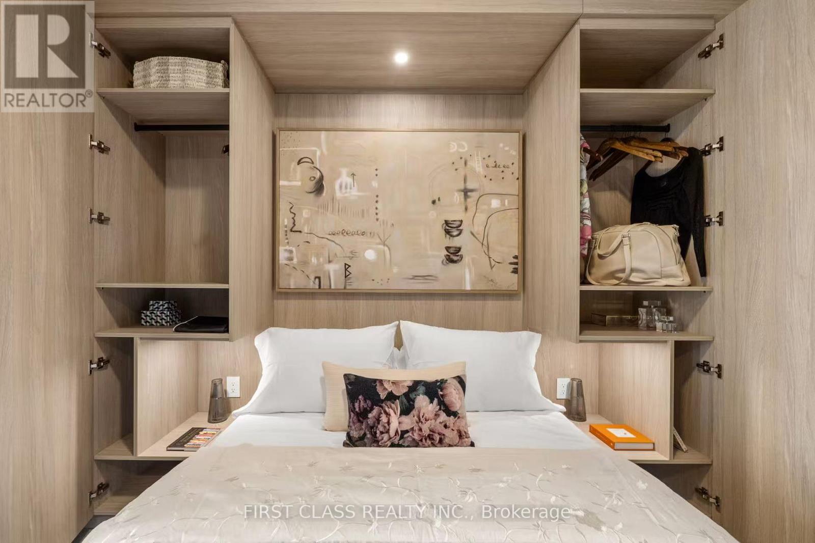 1 - 26 Barolo Place, Vaughan, Ontario  L6A 4Y3 - Photo 6 - N12482872