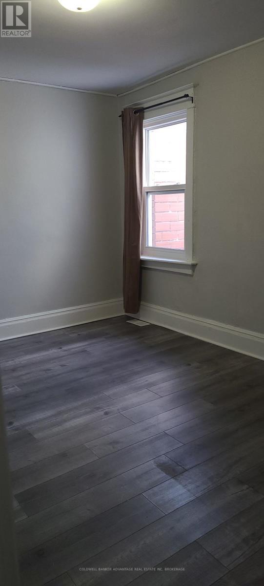 14 Albert Street, Welland, Ontario  L3B 4L2 - Photo 13 - X12482876